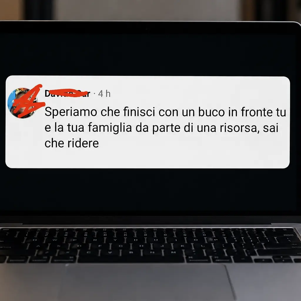 Caso Roggero, la vergogna social contro l’autore satirico di LaC: «Un buco in fronte a te e alla tua famiglia»\n