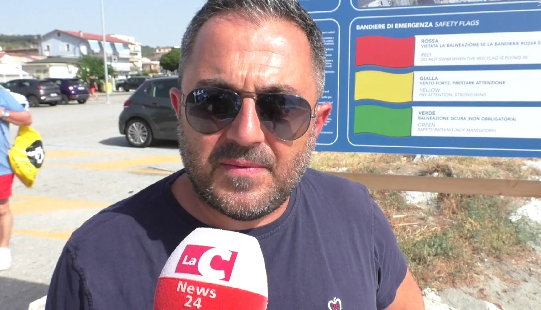 «La Bandiera Blu è un traguardo che ci spinge a investire ancora sulla sicurezza e sull'ambiente»: Falerna rafforza il presidio delle sue spiagge\n