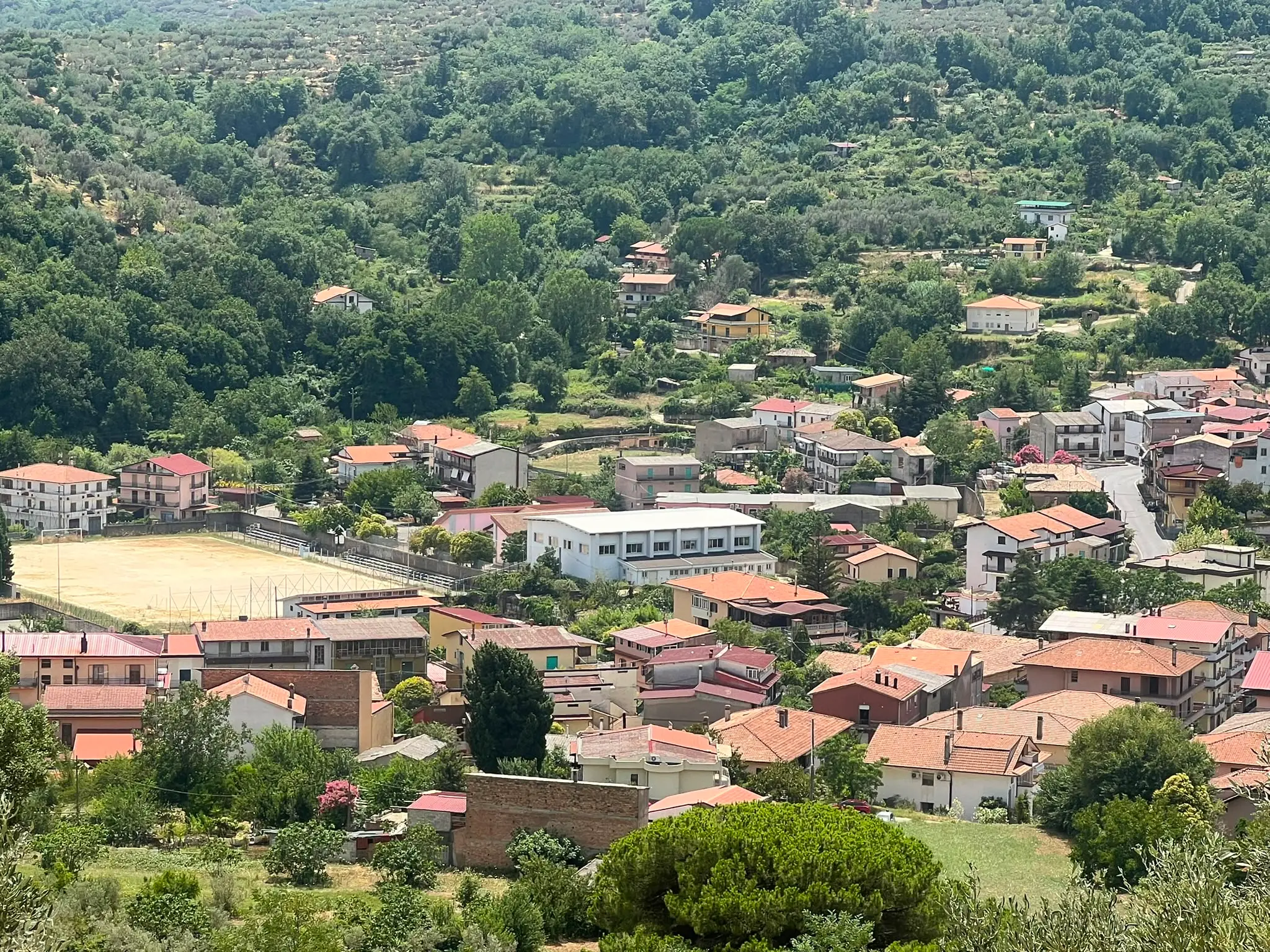 Un calendario ricco di sapori, musica, giochi e tradizioni : Vallefiorita entra nel vivo di \"Valle in Festa 2026\"\n