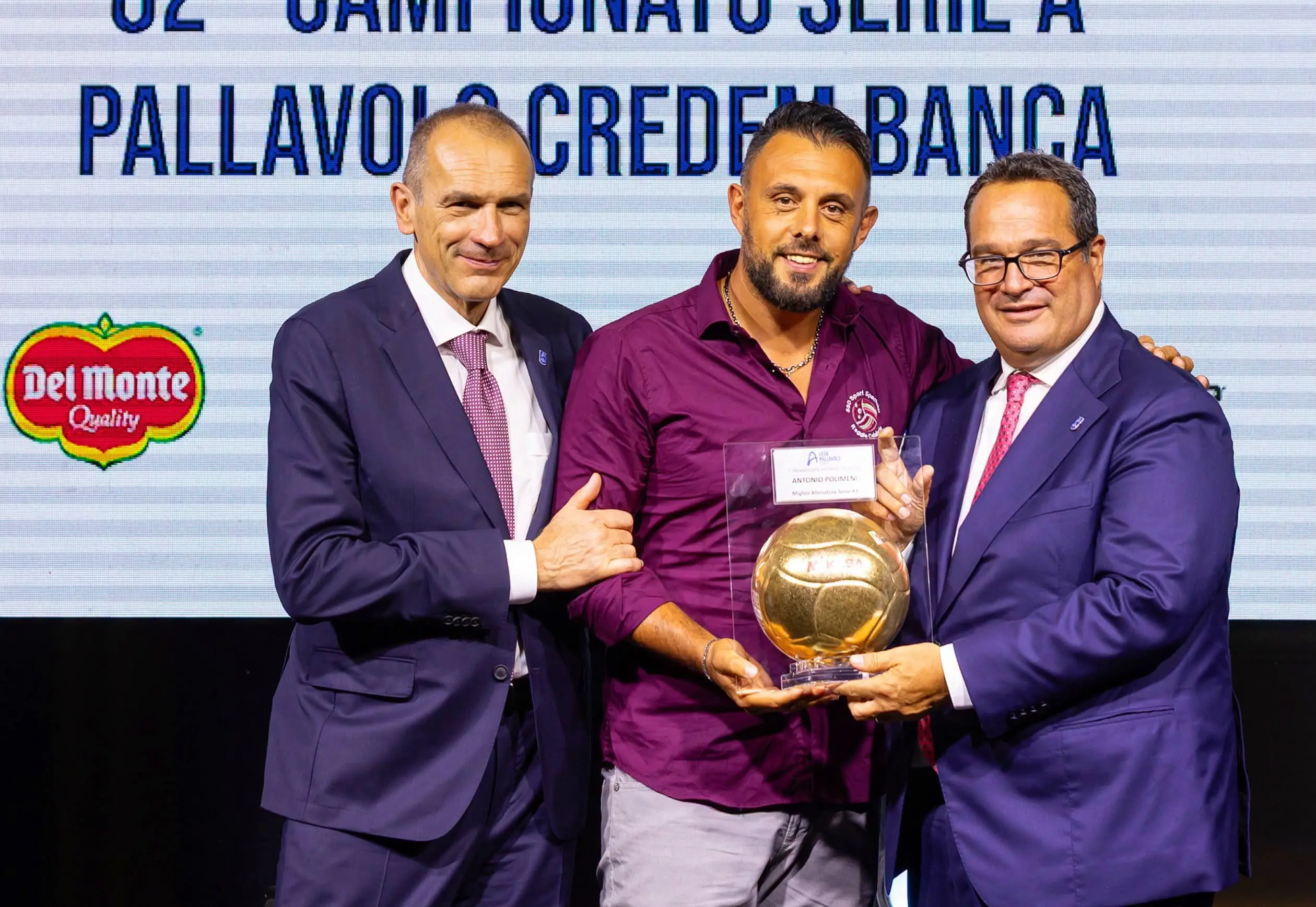 Antonio Polimeni eletto miglior allenatore della Serie A3: «Un premio che profuma di giudizio tecnico»\n