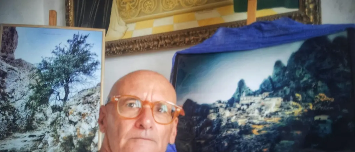 A Pentedattilo la mostra fotografica \"Calabria tra Misticismo e Bellezza\" di Stefano De Angelis\n