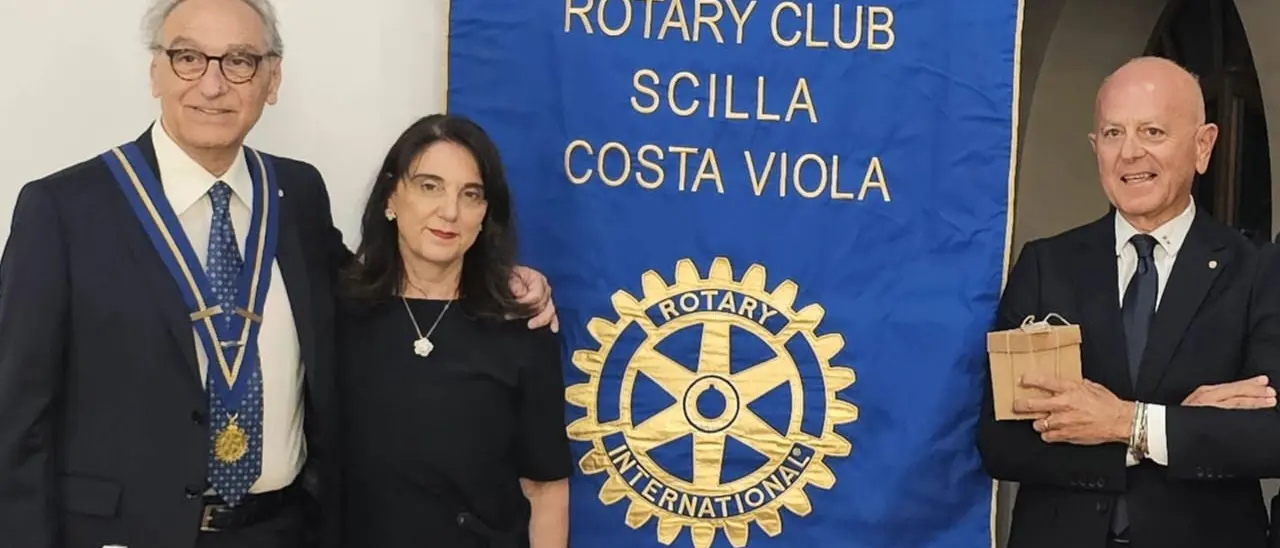 Rotary Scilla Costa Viola, il testimone passa a Serafina Teramo: continuità e nuovi progetti per il territorio\n