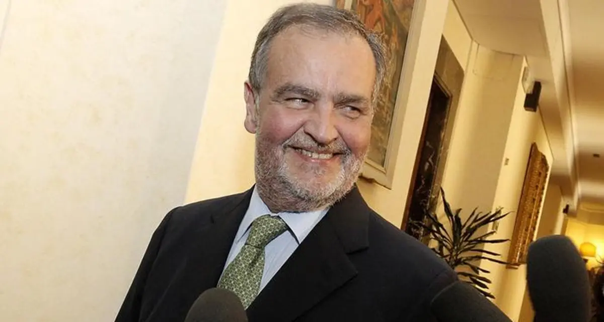 Autonomia differenziata, Calderoli: «Fa male al Sud? Ma se Calabria e Abruzzo sono interessate...»\n