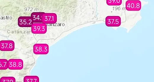 L’afa ha le ore contate: martedì il primo calo. Oggi Catanzaro ha sfiorato i 40 gradi