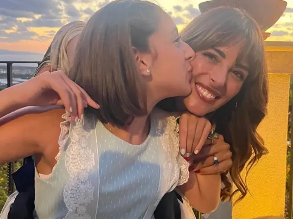 Il sogno di Greta è un mezzo per andare al liceo: Comune di Filadelfia e famiglia uniti nella battaglia per il diritto allo studio di una 14enne