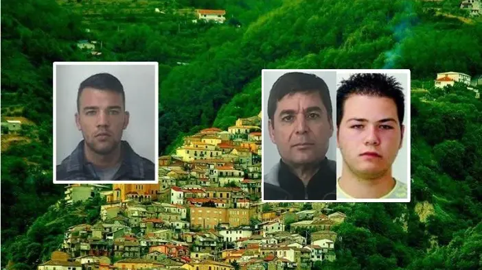 <p>Nei riquadri da sinistra verso destra: Nicola Figliuzzi, Pantaleone Mancuso e Rinaldo Loielo</p>\\n