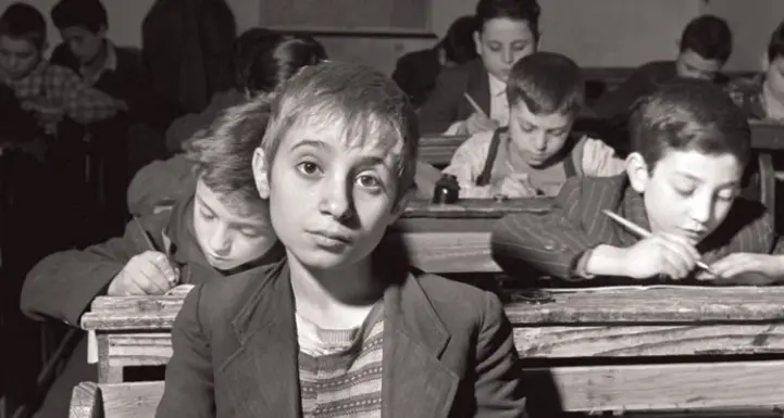 Quando comunisti e democristiani imparavano a leggere sullo stesso banco. Lo straordinario\u00A0reportage Unesco che raccontò la Calabria del riscatto\n