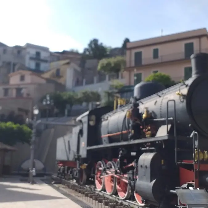 Abitare a Bova conviene: storia, cultura, natura e, oggi, anche vantaggi economici per inquilini e proprietari\n\n\n