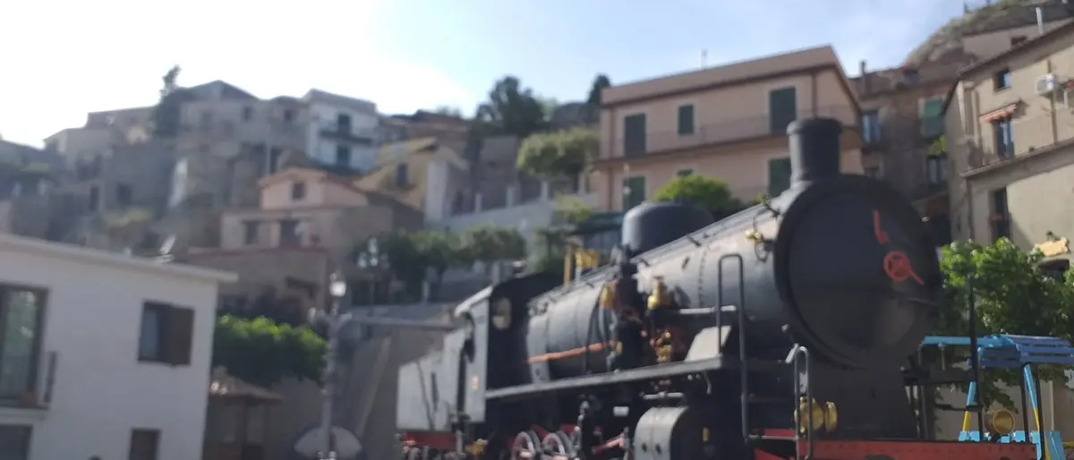 Abitare a Bova conviene: storia, cultura, natura e, oggi, anche vantaggi economici per inquilini e proprietari\n\n\n
