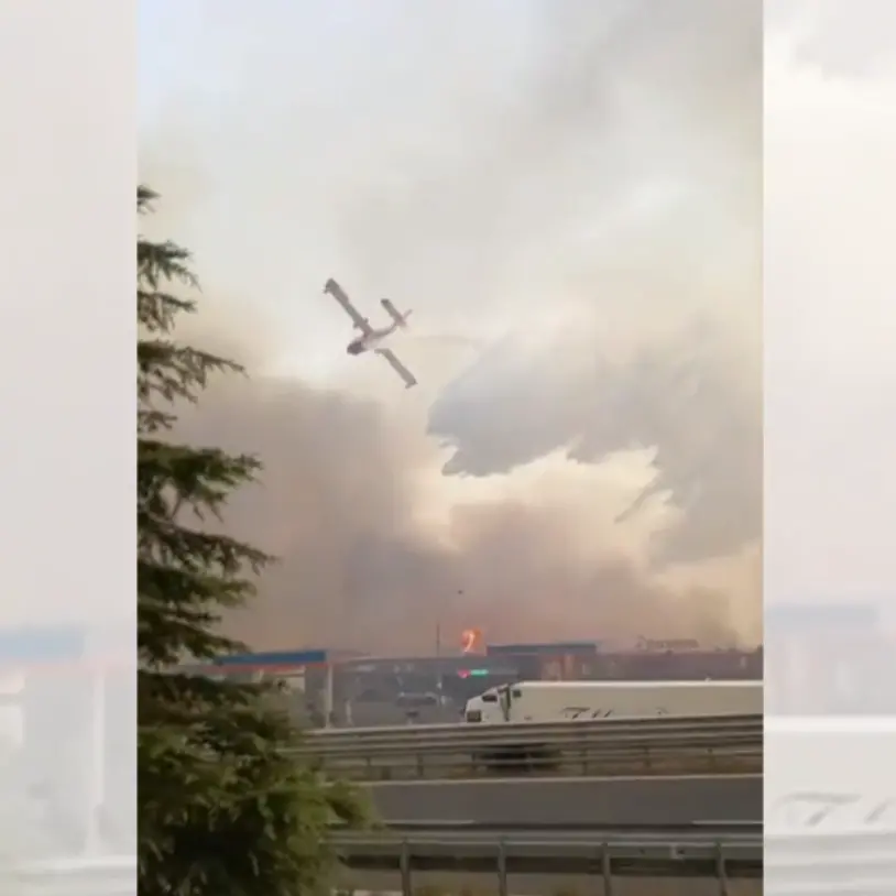 Tragedia evitata a Frascineto, ecco il VIDEO del\u00A0Canadair salva la stazione di servizio da un incendio devastante\n