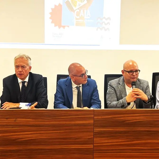 Il Festival\u00A0delle alici del Tirreno cosentino scalda i motori: a Fuscaldo tutto pronto per il grande evento\u00A0\n