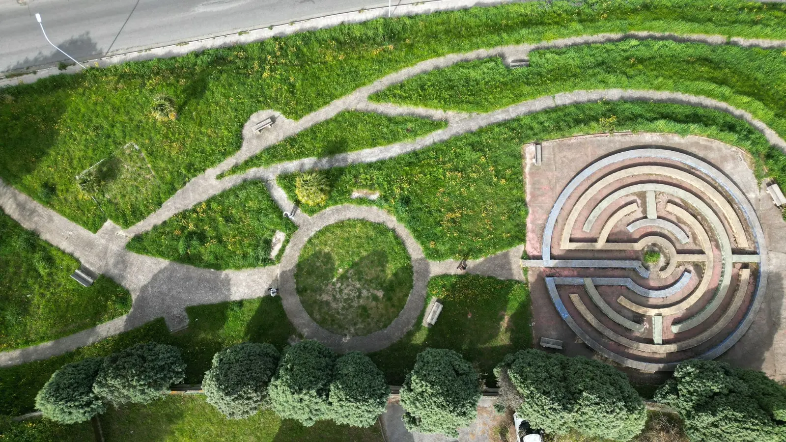 Vibo, l’arte urbana ridisegna viale delle Accademie Vibonesi: ecco il progetto\u00A0per la rigenerazione dell’area verde\n