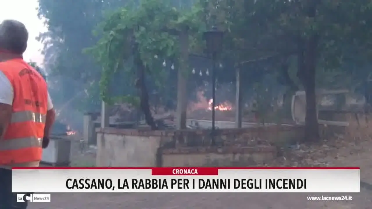 Cassano, la rabbia per i danni degli incendi