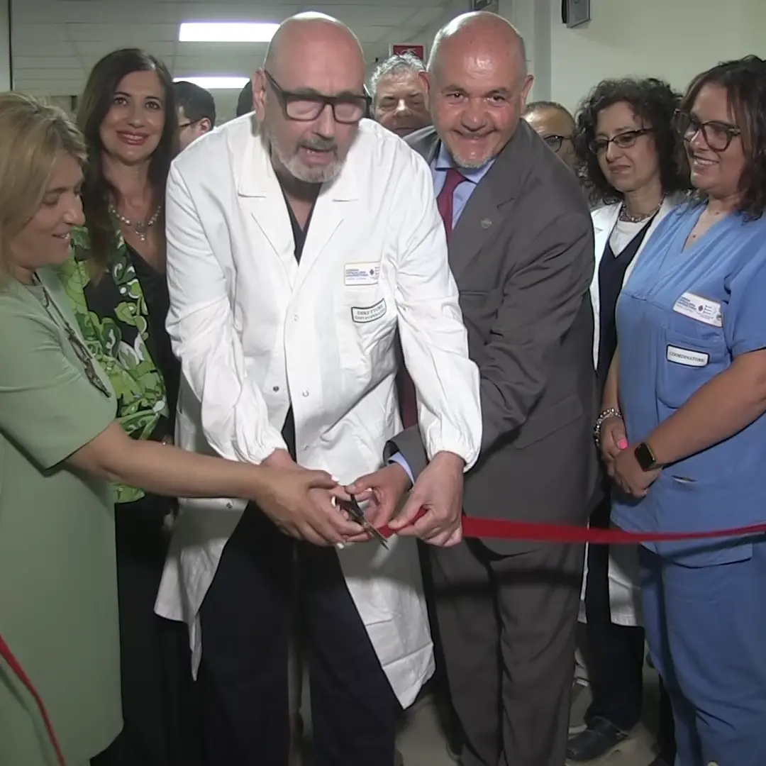 La Dulbecco sfoggia la nuova Terapia Intensiva Cardiochirurgica. Il direttore Mastroroberto: «Volumi medio-alti in Italia»
