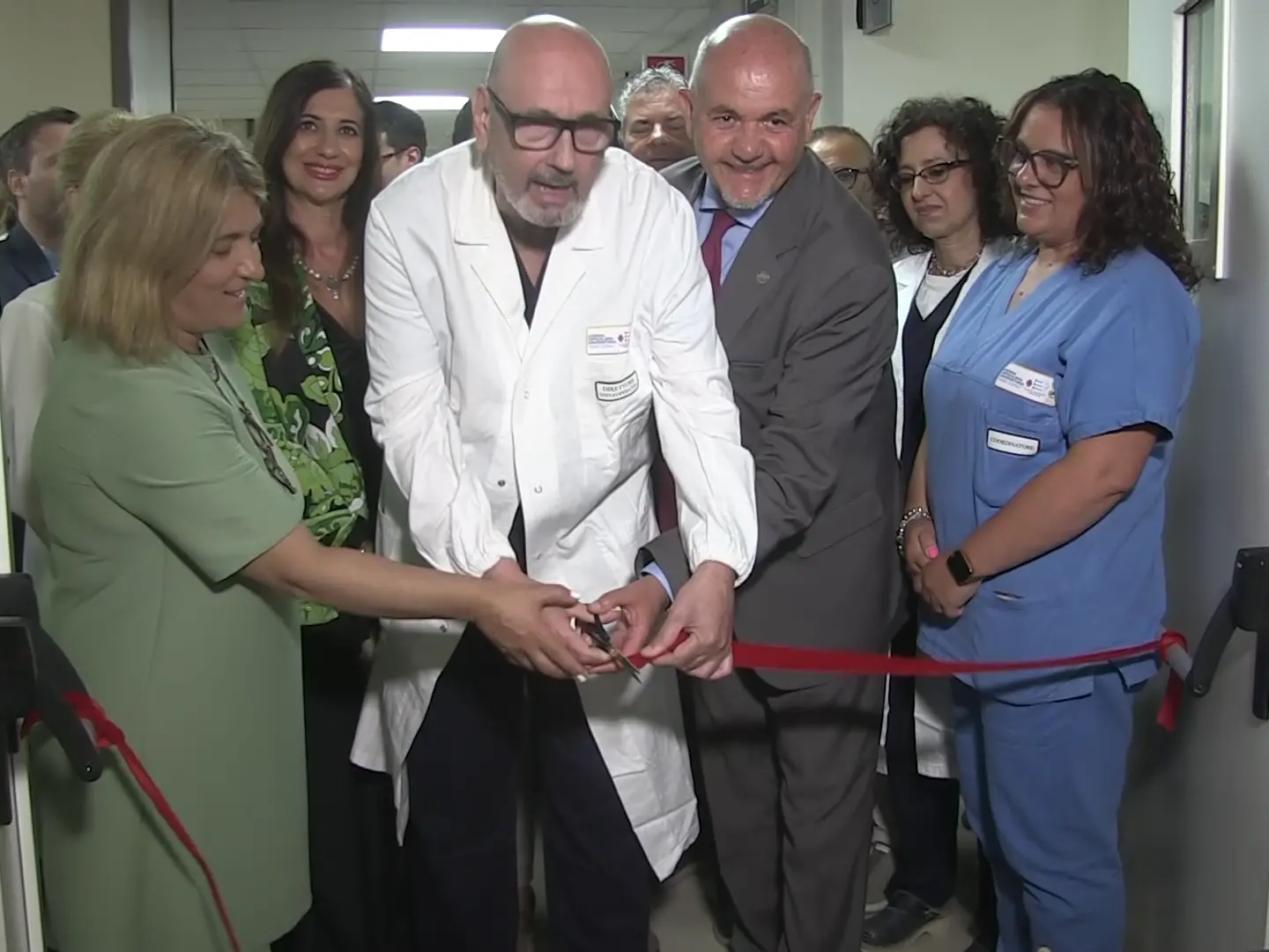 La Dulbecco sfoggia la nuova Terapia Intensiva Cardiochirurgica. Il direttore Mastroroberto: «Volumi medio-alti in Italia»