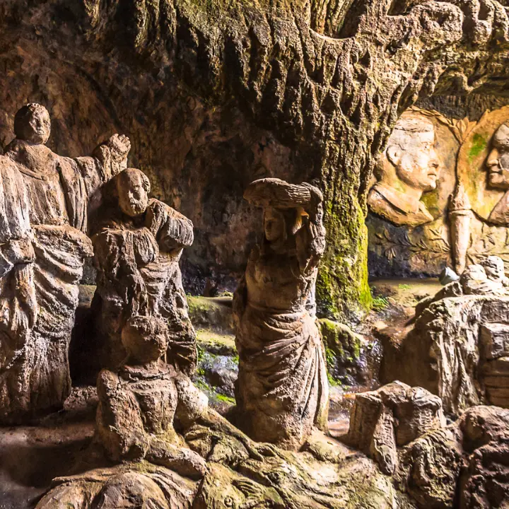 Pizzo, firmata la convenzione per il restauro della Chiesa di Piedigrotta: lavori per 1,85 milioni da finire entro il 2028\n