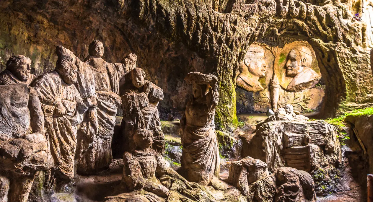 Pizzo, firmata la convenzione per il restauro della Chiesa di Piedigrotta: lavori per 1,85 milioni da finire entro il 2028\n