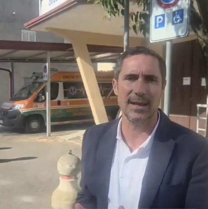 <p>Sanità in Calabria, Alecci: «Dove sono finite le ambulanze? Sempre più ricorso ai mezzi privati»</p>