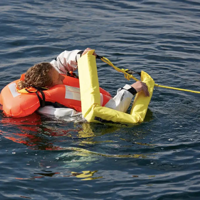 Giornata mondiale della prevenzione dell'annegamento, a Schiavonea dimostrazioni e incontri per imparare a vivere il mare in sicurezza\n