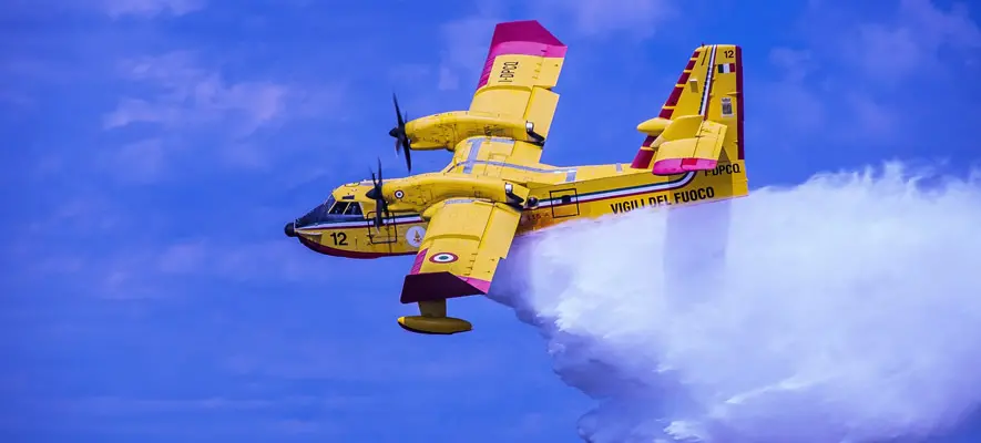Bruciano i boschi del Pollino, nel Cosentino fiamme attive da due giorni: intervengono i\u00A0canadair\n
