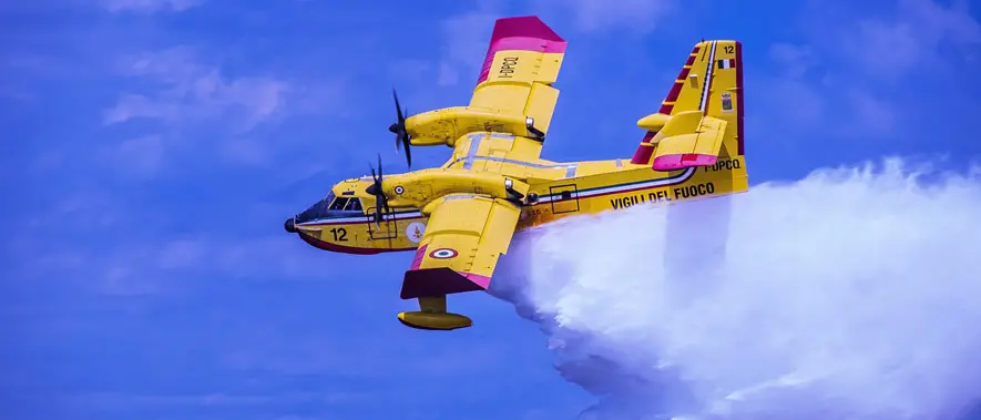 Bruciano i boschi del Pollino, nel Cosentino fiamme attive da due giorni: intervengono i\u00A0canadair\n