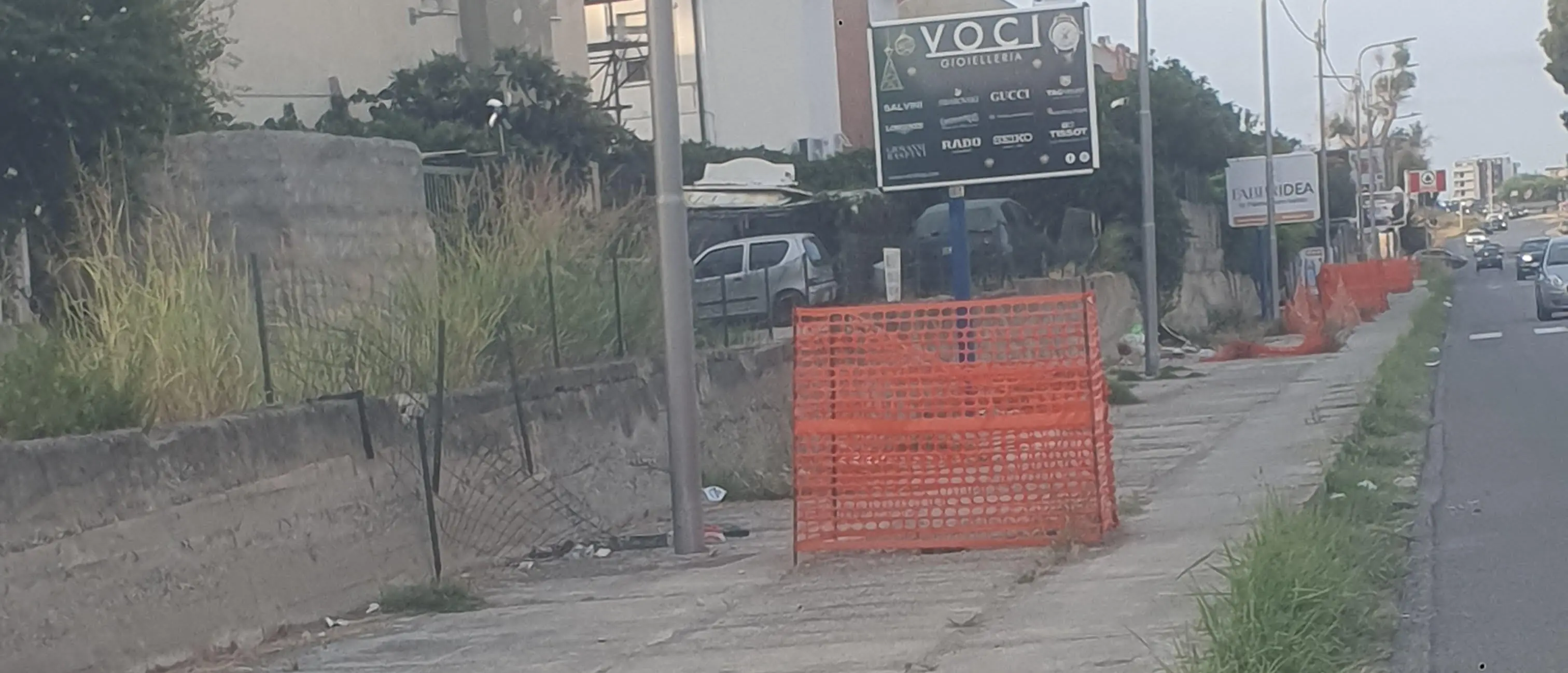 Degrado a Lido, Riccio: «Happy Birthday a Viale Crotone: i “pollai”\u00A0arancioni diventano maggiorenni»\n