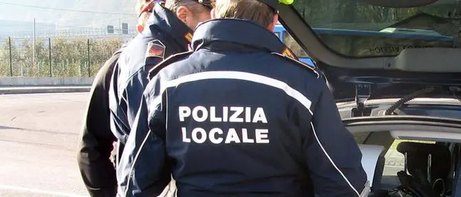 Reggio, controlli della Polizia locale contro la mala movida: sette ubriachi alla guida, otto patenti ritirate\n