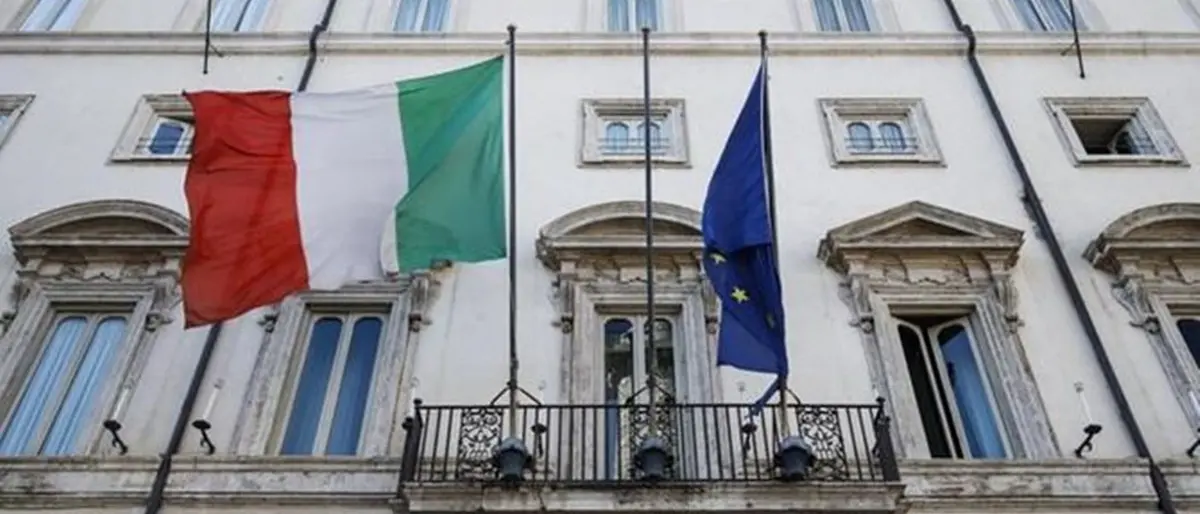 Centrodestra in crisi (con\u00A0Vannacci che cresce e cambia equilibri) e campo largo senza leader: la dura estate della politica italiana