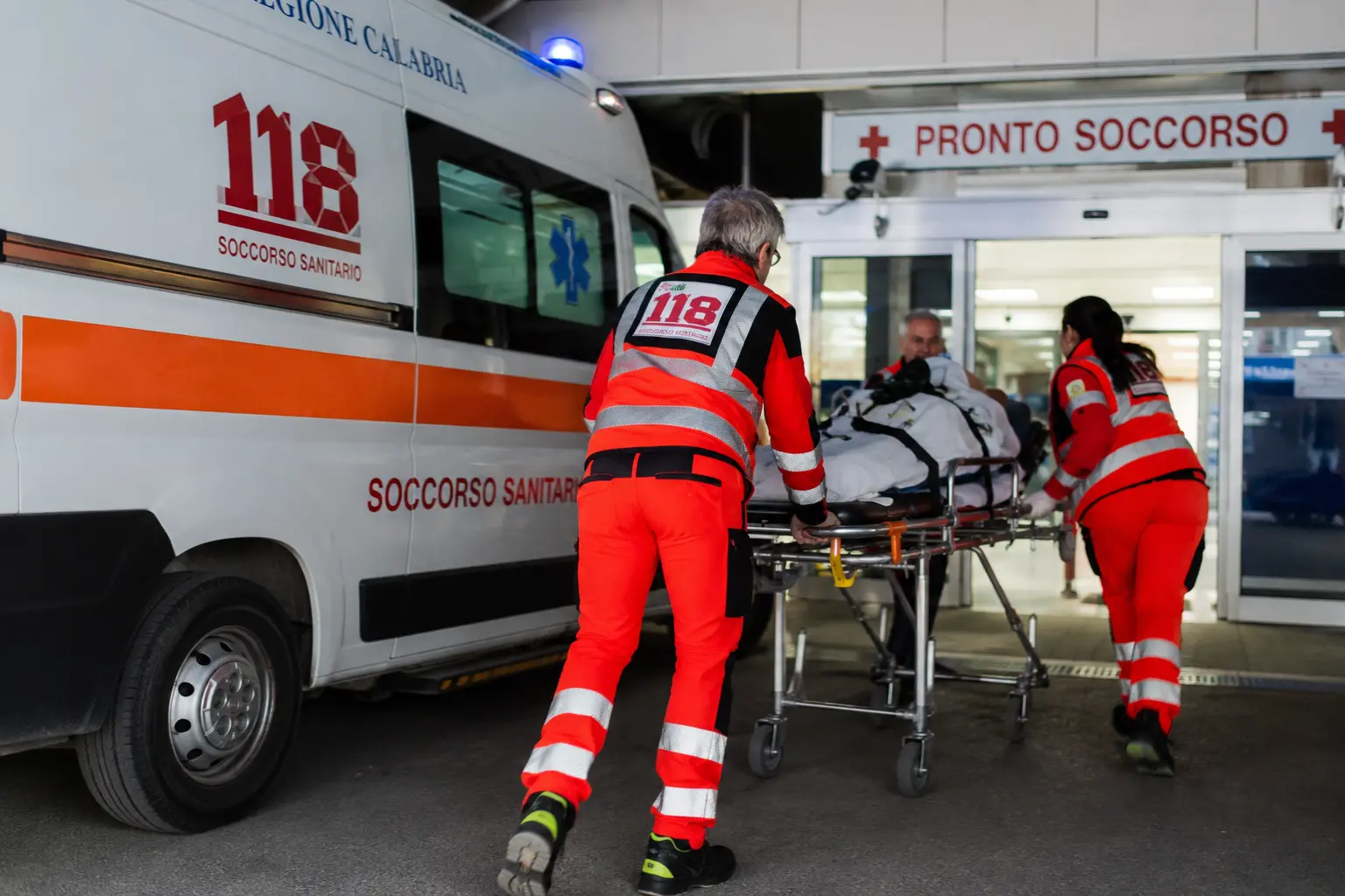 Il 118 in Calabria non muore per mancanza di risorse, ma per il fallimento della politica\n