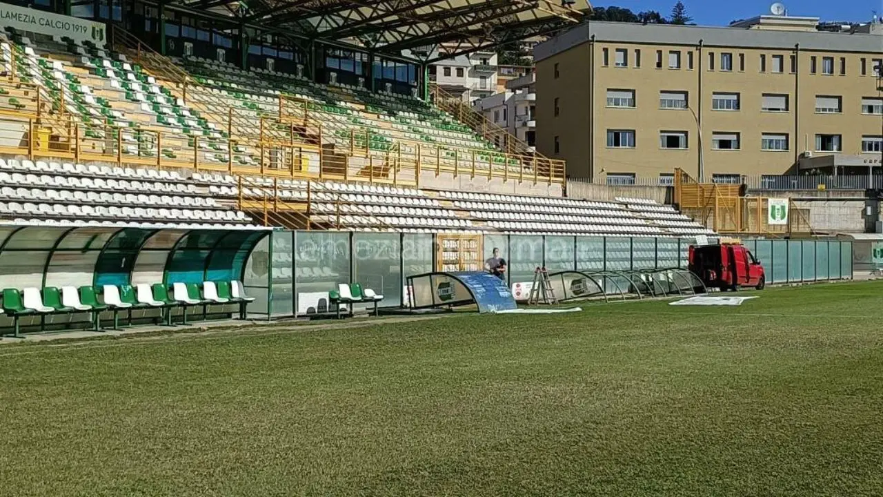 Vigor Lamezia, al via la nuova stagione: scatta il raduno tra l’abbraccio del “D’Ippolito” e la fase a Vibo Marina\n