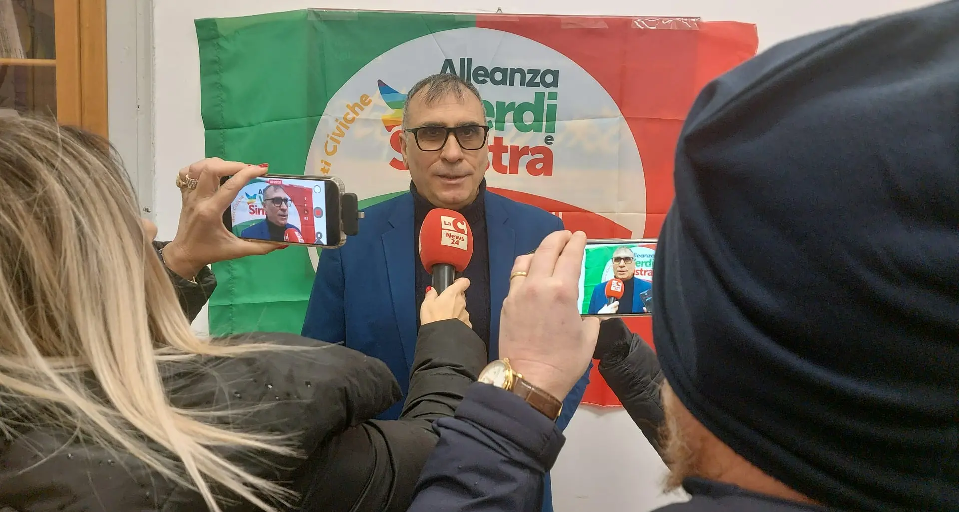 Amaco, Campana in piazza con i lavoratori chiede stop ai licenziamenti e confronto\n