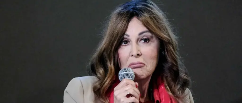 Santanchè, guai a catena, il cambio ai vertici dell’Enit presenta il conto: quasi 120mila euro all’ex amministratrice\n