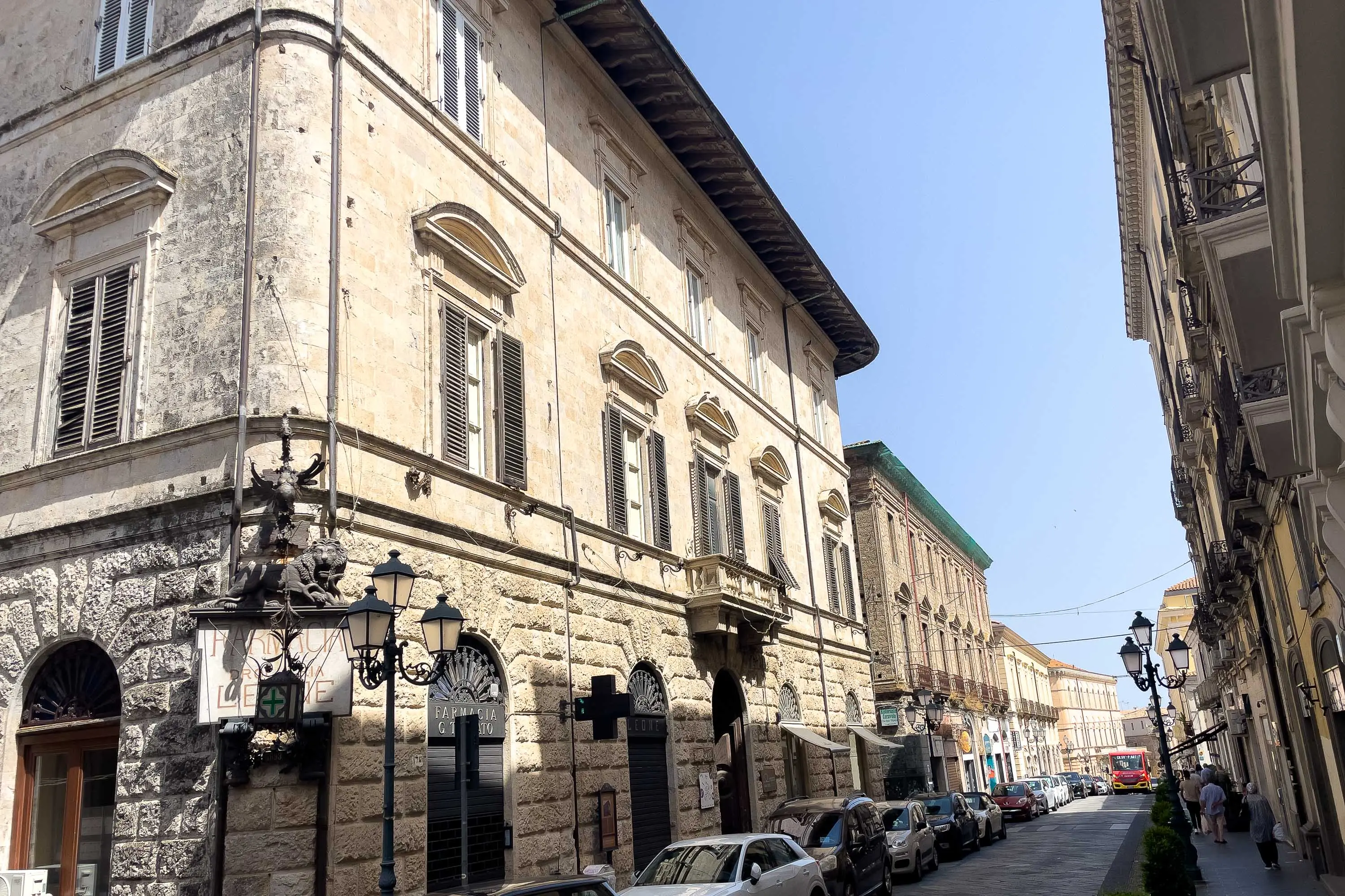 Nasce a Catanzaro la prima Scuola politica europea: appuntamento a Palazzo Fazzari\n