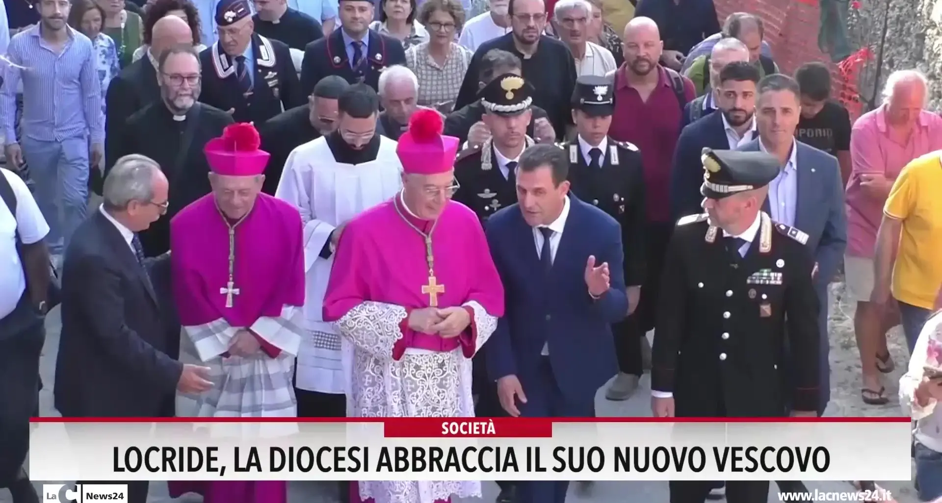 Locride, la Diocesi abbraccia il suo nuovo Vescovo