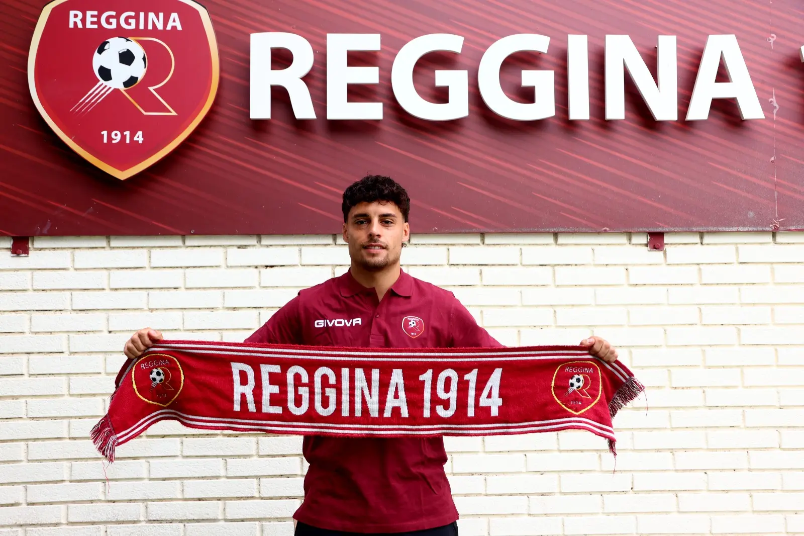 Reggina,\u00A0Michele Guida è un calciatore amaranto\n