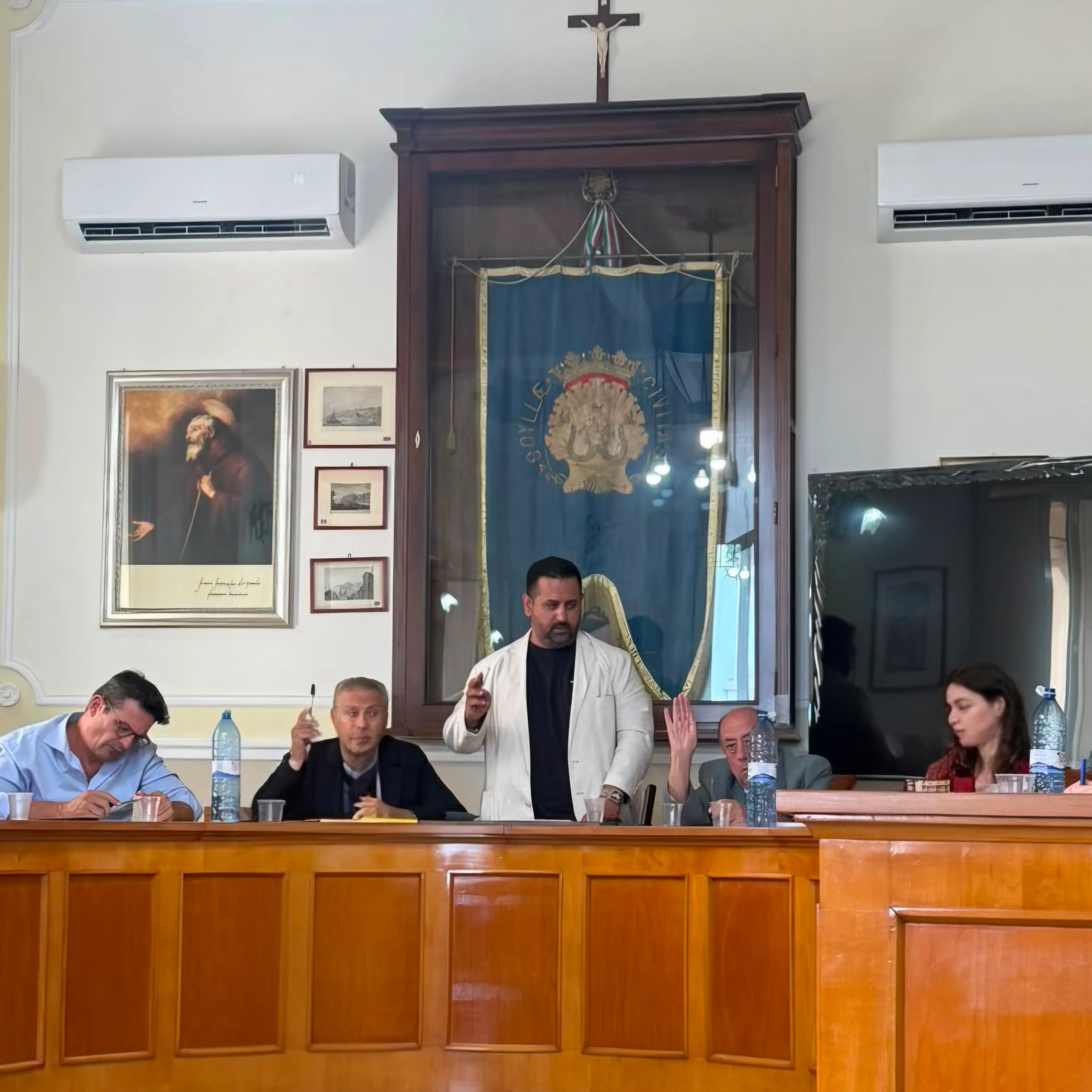 Scilla,\u00A0Consiglio comunale:\u00A0approvati bilancio, rottamazione quinquies e nuovi strumenti per sviluppo e patrimonio\n