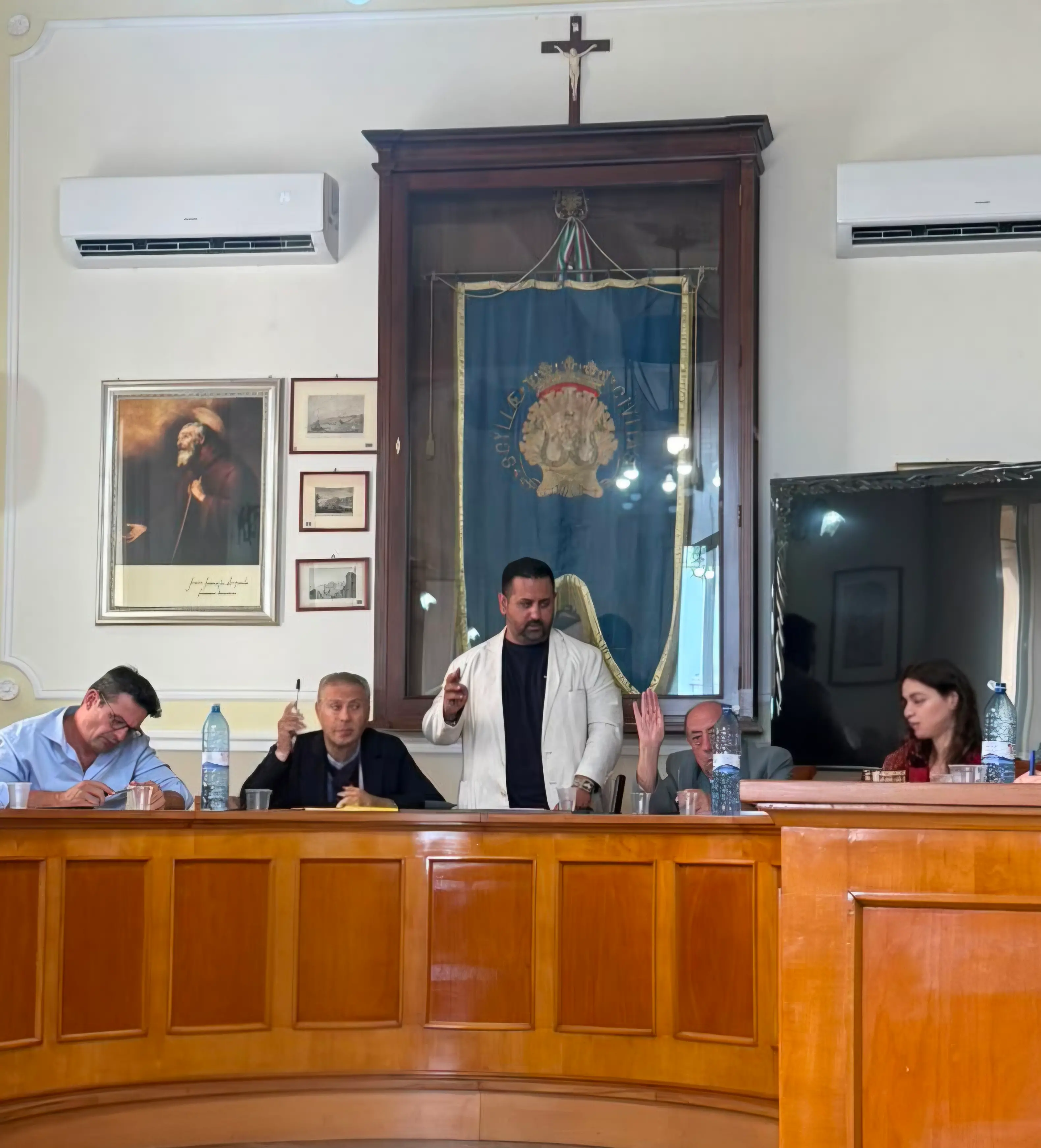 Scilla,\u00A0Consiglio comunale:\u00A0approvati bilancio, rottamazione quinquies e nuovi strumenti per sviluppo e patrimonio\n