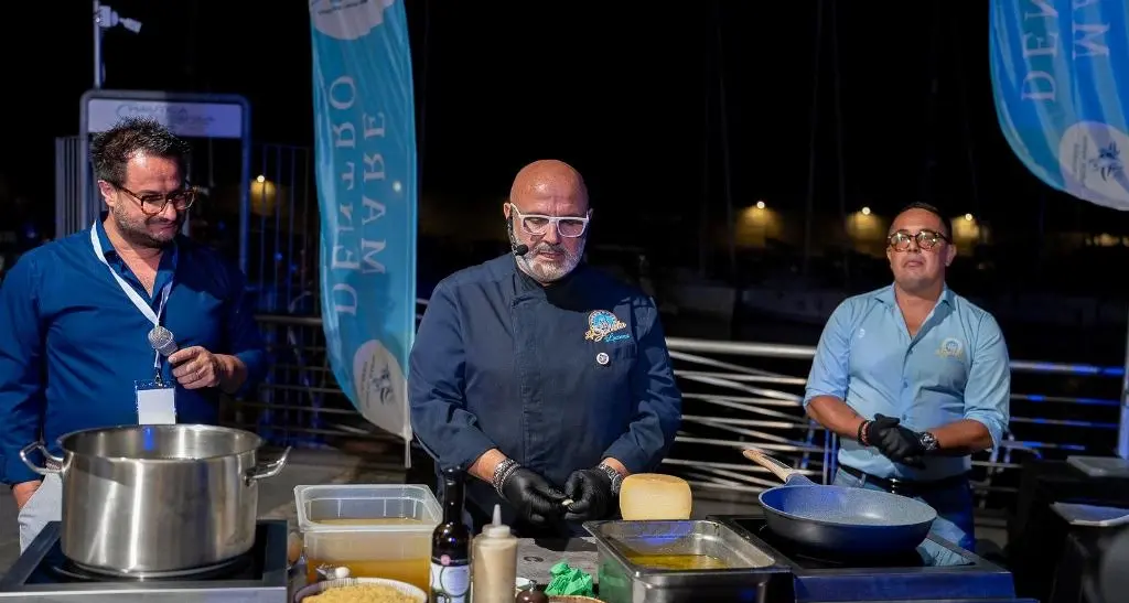 Parchi marini, buona la prima di “Mare dentro” a Crotone: famiglie, bambini e gastronomia con esperti e istituzioni\n