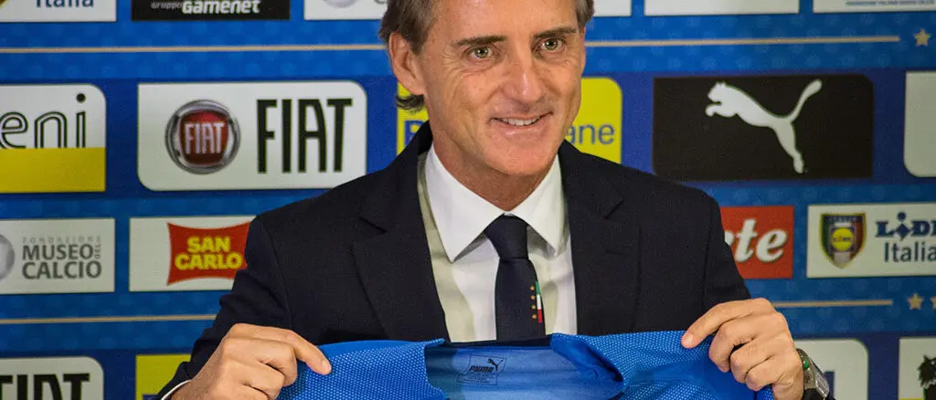 È Roberto Mancini il nuovo commissario tecnico della Nazionale di calcio: ritorno al passato dopo il flop Pirlo\n