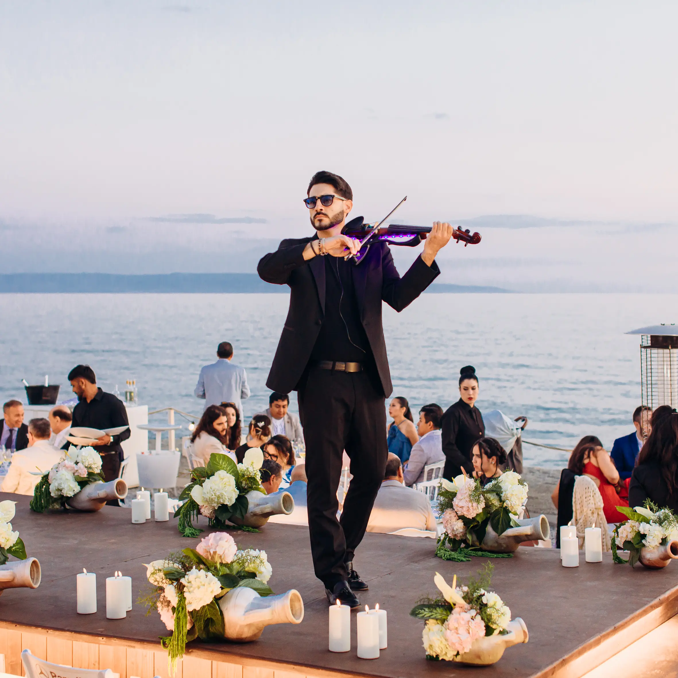 Riva Restaurant & Lounge Bar, un'esperienza che accompagna ogni momento della giornata\n