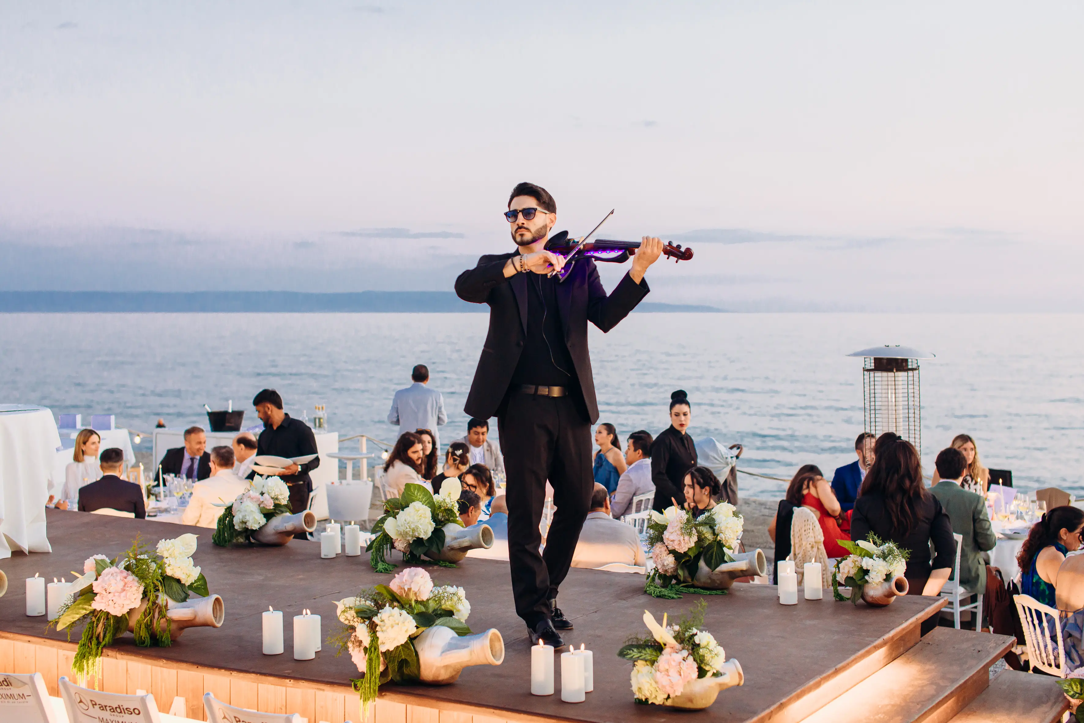 Riva Restaurant & Lounge Bar, un'esperienza che accompagna ogni momento della giornata\n