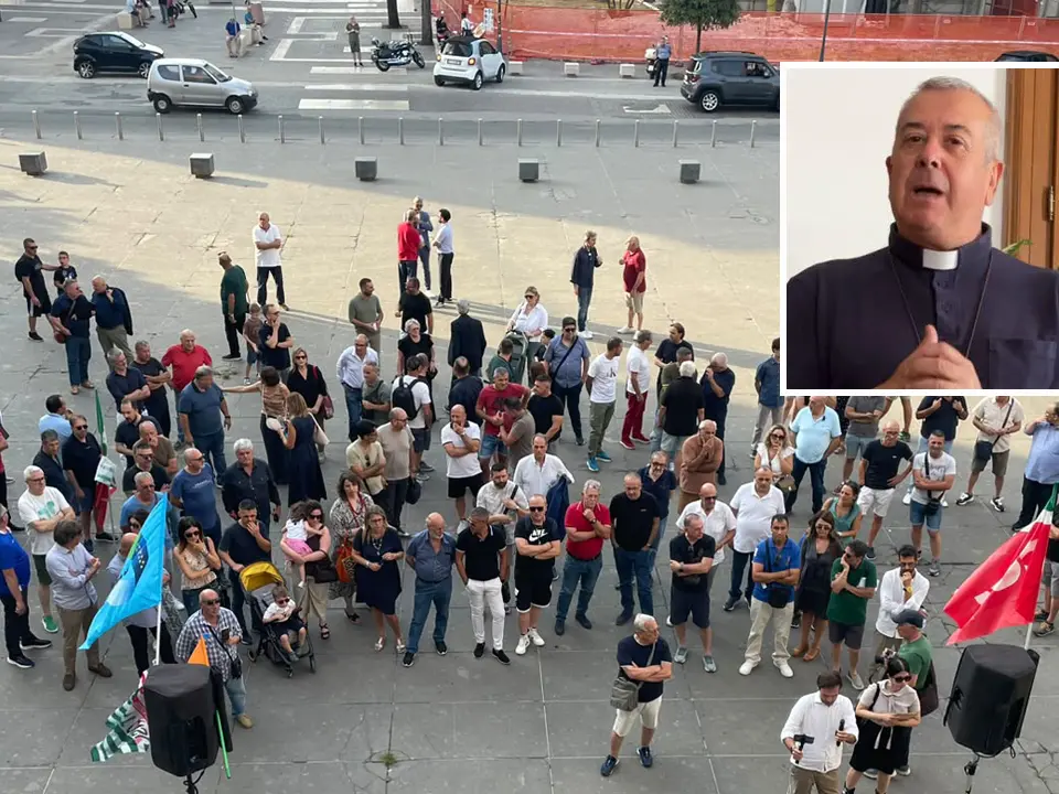Vertenza Amaco, Checchinato fa sentire la sua vicinanza ai lavoratori in sit-in