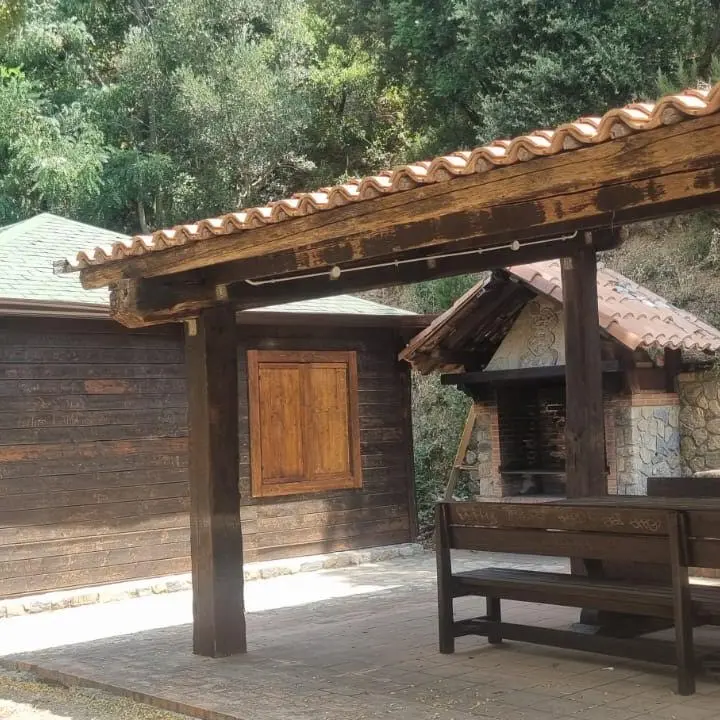 <p>Nasce la <span style=\"color:hsl(0, 75%, 60%);\">baita del Parco “Traversa</span>” da raggiungere col trenino. Affidata la gestione </p>