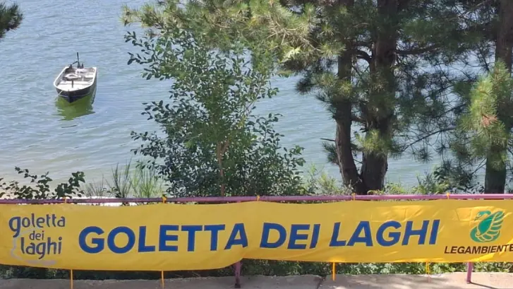 <p>Laghi silani, <span style=\"color:hsl(0, 75%, 60%);\">acque entro i limiti</span> ma Legambiente avverte: «Mancano dati, controlli e una strategia condivisa»</p>