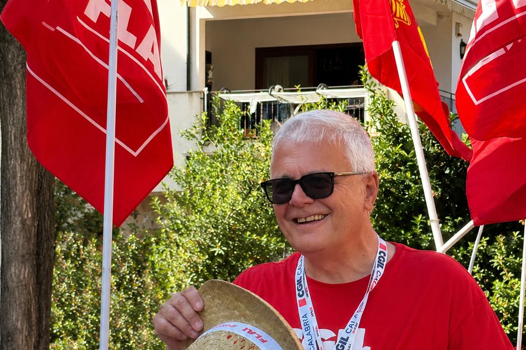 Segretario Cgil Calabria Gianfranco Trotta critica modello turistico precario e chiede legalità e lavoro stabile