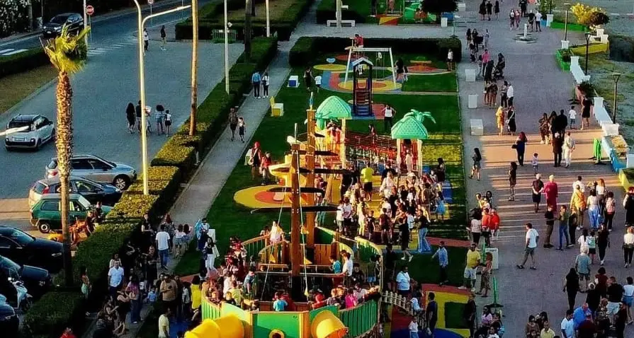 Al via il Festival della Felicità “Il palco si illumina”, a Locri sei serate di spettacolo e divertimento al Parco giochi\n