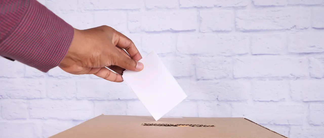 Il voto cambia pelle: oggi contano più identità e valori che l’economia. E questo cambia tutto nella politica italiana\n
