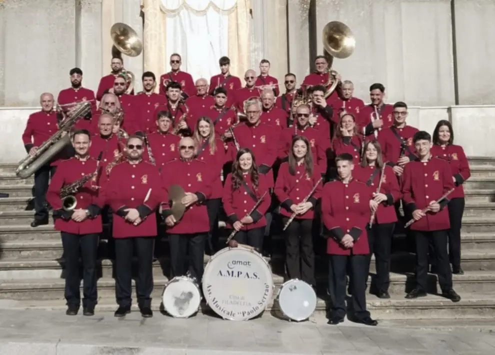Filadelfia, un secolo di note nel nome di Giuseppe Gugliotta: la banda celebra il maestro che ha formato generazioni\n