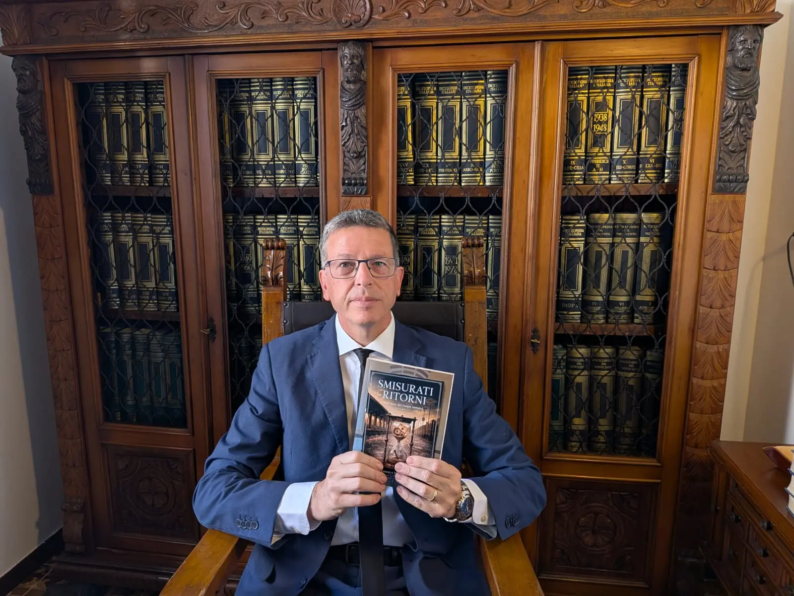 Domenico Monteleone presenta \"Smisurati ritorni\": il 3 agosto la prima a Gioia Tauro\n