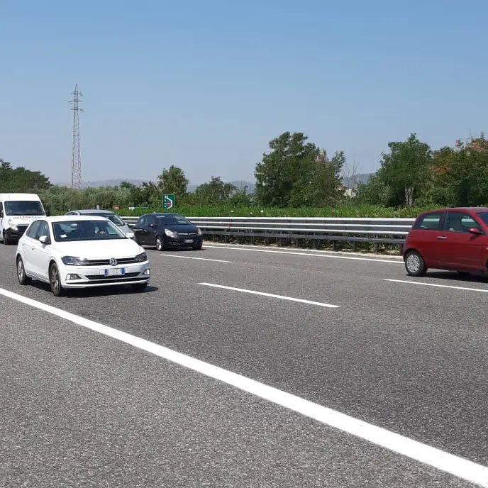 Esodo estivo, weekend da bollino nero: in Calabria sorvegliate speciali A2, 106 Jonica e Tirrena Inferiore\n